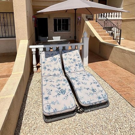Tranquil Self Catering Golf Course Apartment อาลิกันเต ภายนอก รูปภาพ